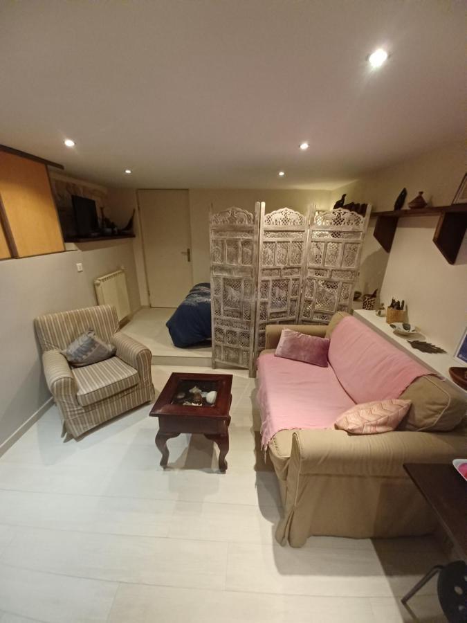 Studio Cosy Au Calme Apartment Toulon Bagian luar foto